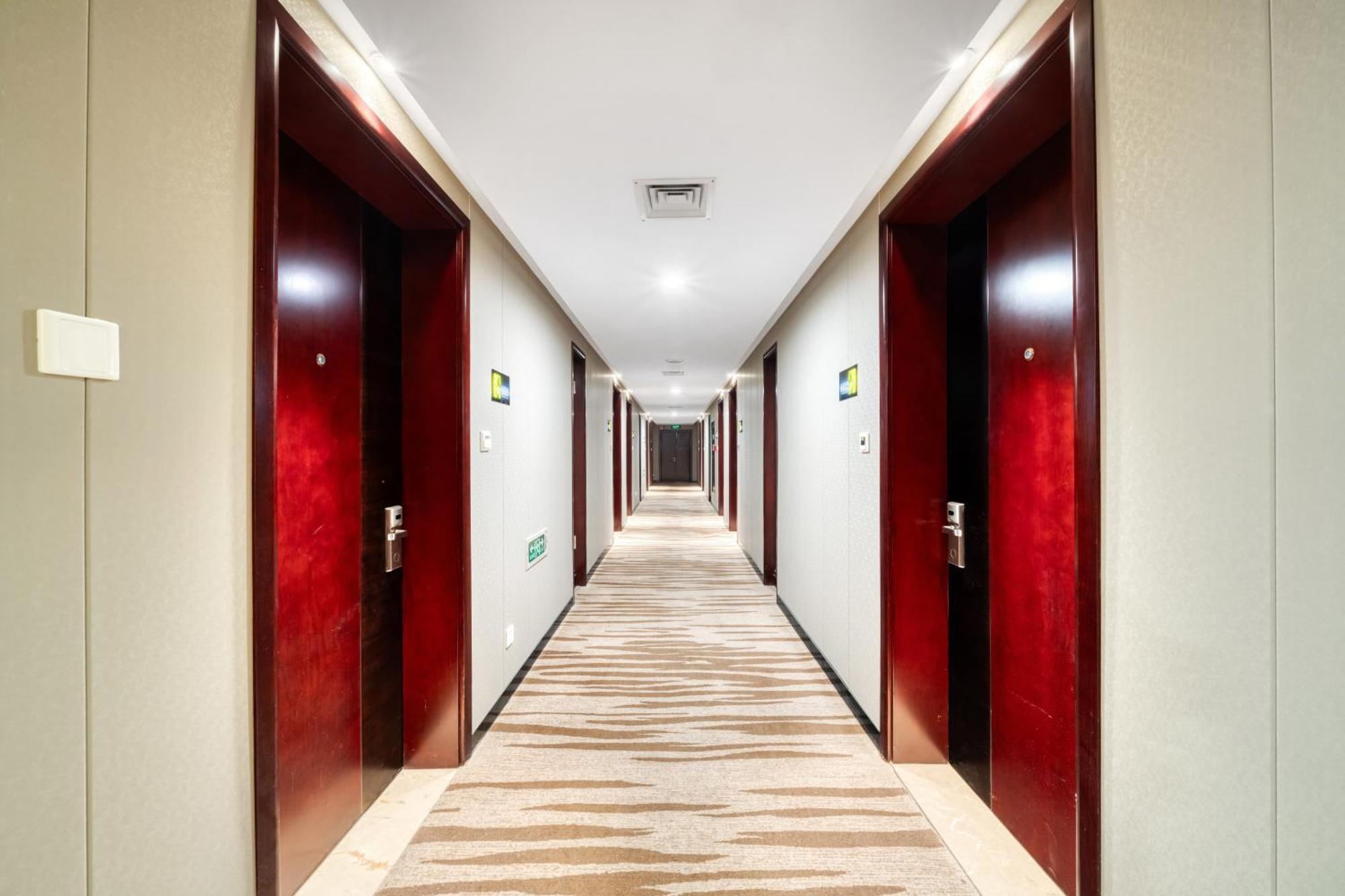 Hotel Yiwu International Mansion Extérieur photo